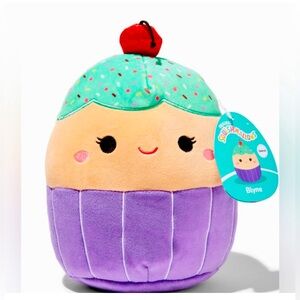 Squishmallow Blyne the Cupcake 8in